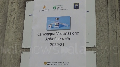 Scene from Milano, l'Esercito attiva il punto vaccinale antinfluenzale: "Somministriamo seicento dosi al giorno"