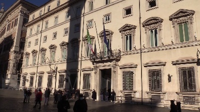 Scene from Governo, Conte lascia Palazzo Chigi per andare al Quirinale