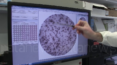 Scene from Reithera: "Non sappiamo se i vaccinati possano poi veicolare il virus"