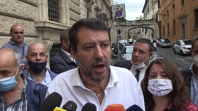 Scene from Salvini: "Oggi sentirò altri leader centro destra, volevo i dati definitivo"