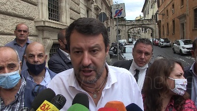 Scene from Salvini: "Oggi sentirò altri leader centro destra, volevo i dati definitivo"