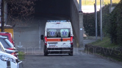 Scene from Covid, riapre l'ospedale in Fiera a Milano: l'arrivo della prima ambulanza