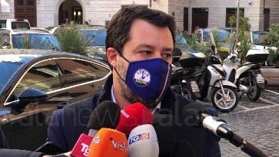 Scene from Salvini: "Se c'è governo serio per arrivare a fine legislatura noi ci siamo"