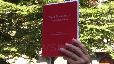Scene from Borsellino, commemorazione nei giardini a Milano: "Il fresco profumo di libertà"