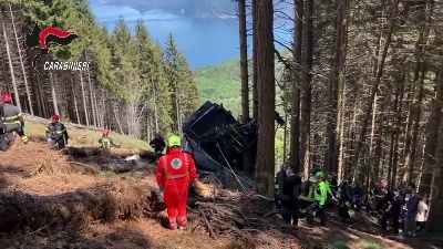 Scene from Funivia Stresa-Mottarone, le immagini dei soccorsi alla cabina precipitata