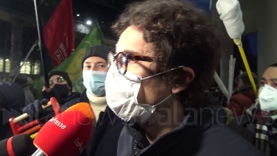 Scene from Lombardia, Toninelli: "Fontana e Moratti si facciano aiutare, la gente è disperata"
