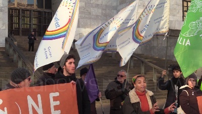 Scene from Milano, i manifestanti di Ultima generazione davanti al tribunale: "Ficicchia non è un criminale"