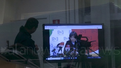 Scene from Elezioni, crollo della Lega: cala il silenzio sulla sede di via Bellerio