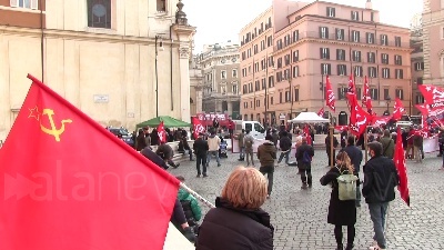 Scene from Il Partito Comunista è sceso in piazza per manifestare contro il governo Draghi