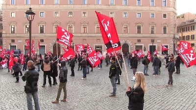 Scene from Il Partito Comunista è sceso in piazza per manifestare contro il governo Draghi