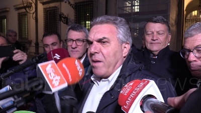 Scene from TIM, Sbarra: "In discussione il futuro di un grande gruppo per cui servono investimenti"