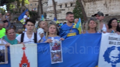 Scene from Ucraina, a Roma la marcia nella giornata dell'indipendenza