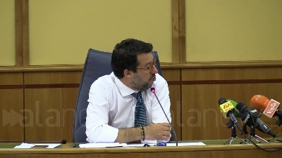 Scene from Roma, Salvini: "Se giri col monopattino servono posti in Pronto Soccorso"