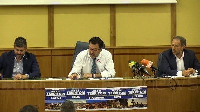 Scene from Roma, Salvini: "Se giri col monopattino servono posti in Pronto Soccorso"