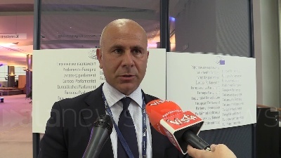 Scene from Coronavirus, De Meo (FI): "Stati confermino proposta Commissione" su ripresa