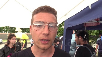 Scene from Mondo Convenienza, sciopero al magazzino di Campi Bisenzio. Toscano: "Salari indecenti"