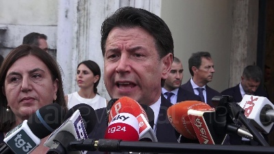 Scene from Salario minimo, Conte: "Nessuna controproposta, da governo palla in tribuna"