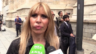 Scene from Berlusconi, Alessandra Mussolini: "La sua eredità è l'unione"