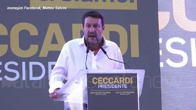 Scene from Salvini a Firenze: "Andrò a processo per scelta del Pd"