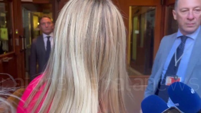 Scene from Elezioni, Meloni arriva a Montecitorio: "Non c'è scontro con Draghi su Pnrr, ma bisogna fare meglio"