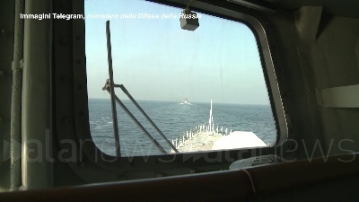 Scene from Russia, esercitazione militare nel mar Baltico: schierate 60 navi da guerra