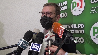 Scene from Blocco licenziamenti, Provenzano: "Chiediamo tavolo con parti sociali e Governo"