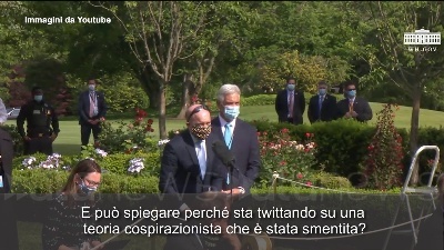 Scene from Coronavirus, Trump al giornalista: "Può togliere la mascherina? Non riesco a sentirla"