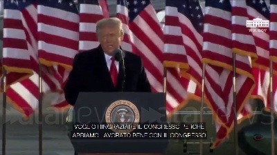 Scene from Trump lascia la Casa Bianca. Il tycoon promette: "Torneremo, in qualche modo"