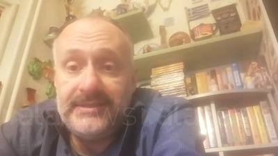 Scene from Governo della casa, cucina e biancheria "solo per donne". Bufera sul modulo lombardo