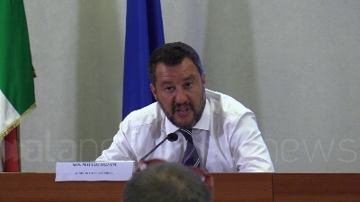 Scene from Salvini: "Situazione consumi è ferma, prenderne atto"