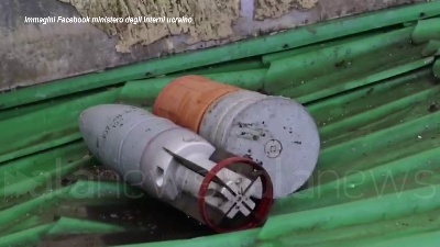 Scene from Ucraina, polizia al lavoro per rimuovere gli ordigni dalle città bombardate