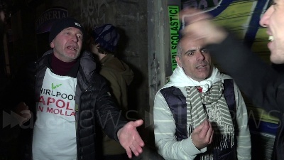 Scene from Napoli, Santori contestato si gira e se ne va