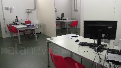 Scene from Vaccini Bambini: pronto l'hub Fiera Milano tra sale cinema, clown e le mascotte di Gardalnd