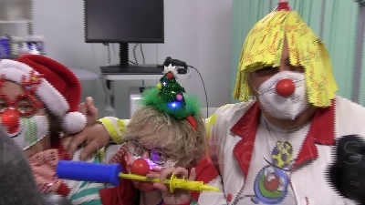Scene from Vaccini Bambini: pronto l'hub Fiera Milano tra sale cinema, clown e le mascotte di Gardalnd