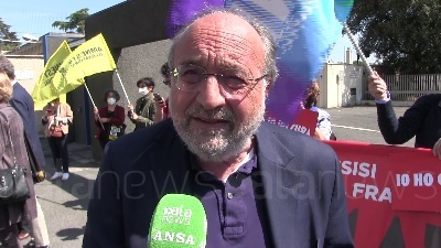 Scene from Giornata libertà di stampa, Giulietti (Fnsi): "Minacce ai giornalisti aumentate del 41%"