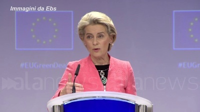 Scene from Clima, von der Leyen: "UE prima a presentare architettura per ambizioni climatiche"