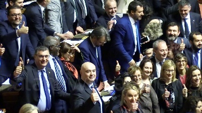 Scene from Legittima Difesa, dopo il voto è bagarre Lega-PD