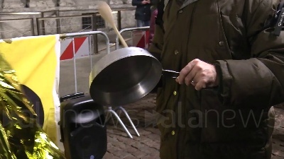 Scene from Corteo no Cpr, i manifestanti: "Sala svegliati: abbi coraggio di disobbedire"