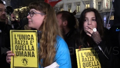 Scene from Corteo no Cpr, i manifestanti: "Sala svegliati: abbi coraggio di disobbedire"