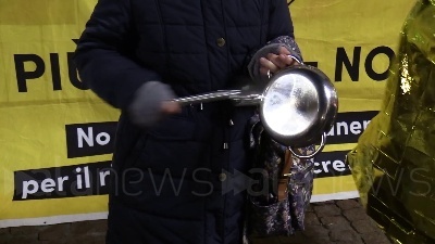 Scene from Corteo no Cpr, i manifestanti: "Sala svegliati: abbi coraggio di disobbedire"