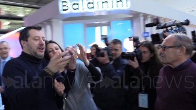 Scene from Conte, Salvini: "Conosco solo l'allenatore e il cantautore"