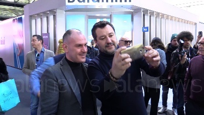Scene from Conte, Salvini: "Conosco solo l'allenatore e il cantautore"