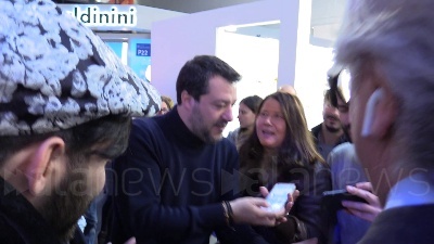 Scene from Conte, Salvini: "Conosco solo l'allenatore e il cantautore"