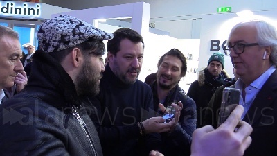Scene from Conte, Salvini: "Conosco solo l'allenatore e il cantautore"
