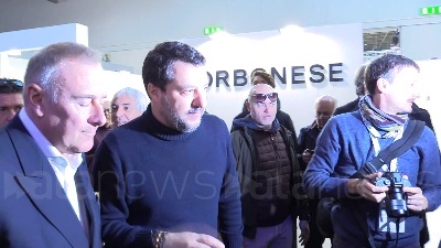 Scene from Conte, Salvini: "Conosco solo l'allenatore e il cantautore"
