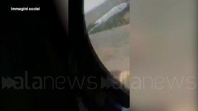 Scene from I combattenti talebani in volo sugli elicotteri sequestrati ad Herat