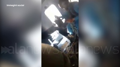 Scene from I combattenti talebani in volo sugli elicotteri sequestrati ad Herat