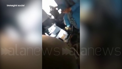 Scene from I combattenti talebani in volo sugli elicotteri sequestrati ad Herat