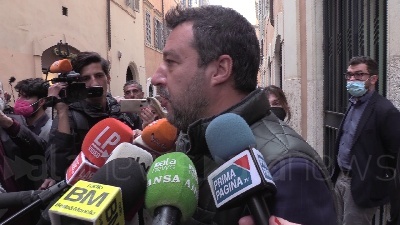 Scene from Rdc, Salvini: "E' incentivo al non lavoro, nessuno vuole più il contratto"