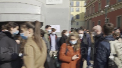 Scene from A Milano assembramenti sul set del nuovo film di Lady Gaga